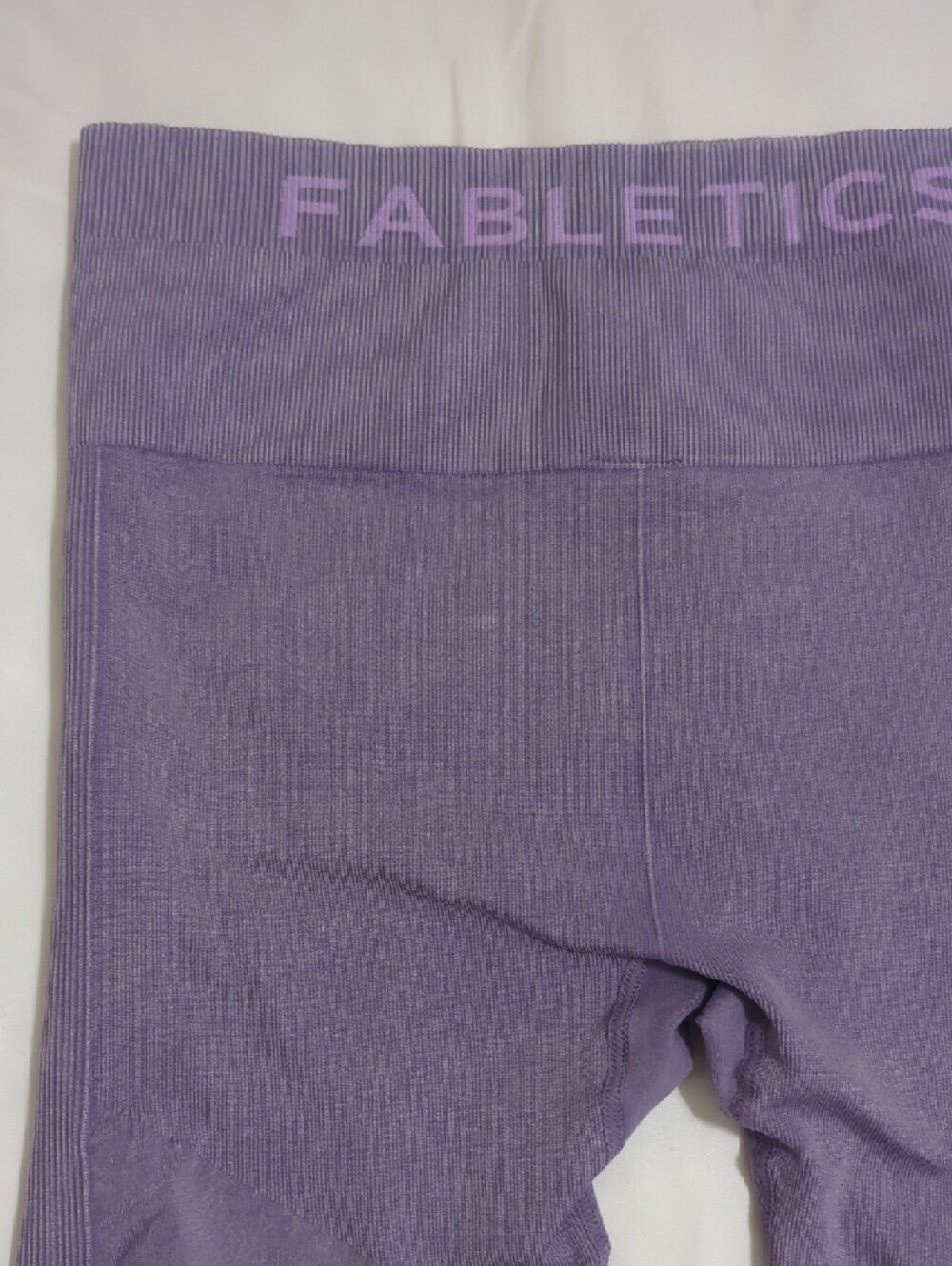 Fabletics Sync Seamless High-Waisted 7/8 Legging, Color Washed Violetta Size M - Picture 12 of 16